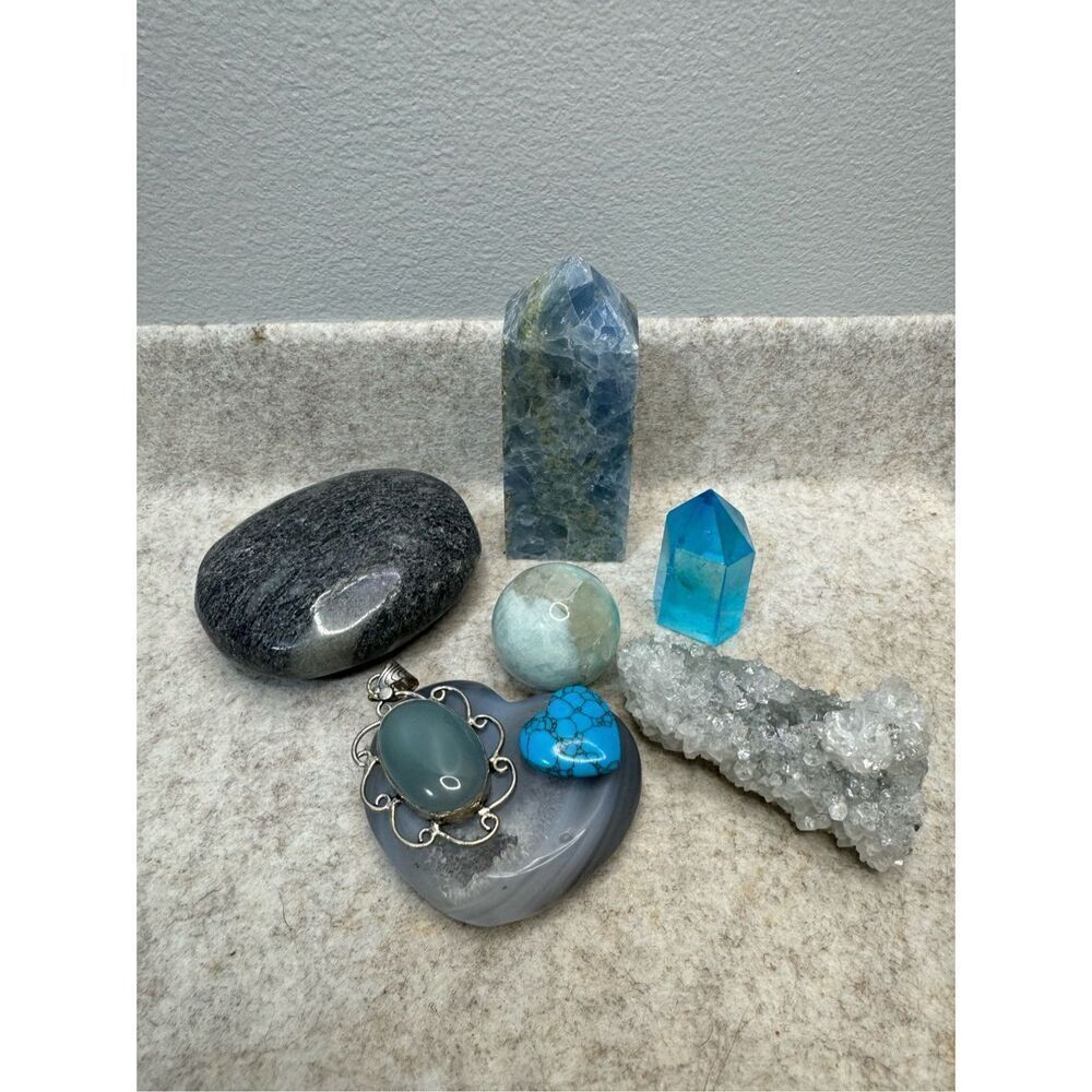Blue 💙 - 1lb Crystal Bundle